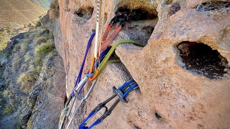 Granada: 2-Day Traditional Rock Climbing Outdoor Course - Introduction to the Experience  