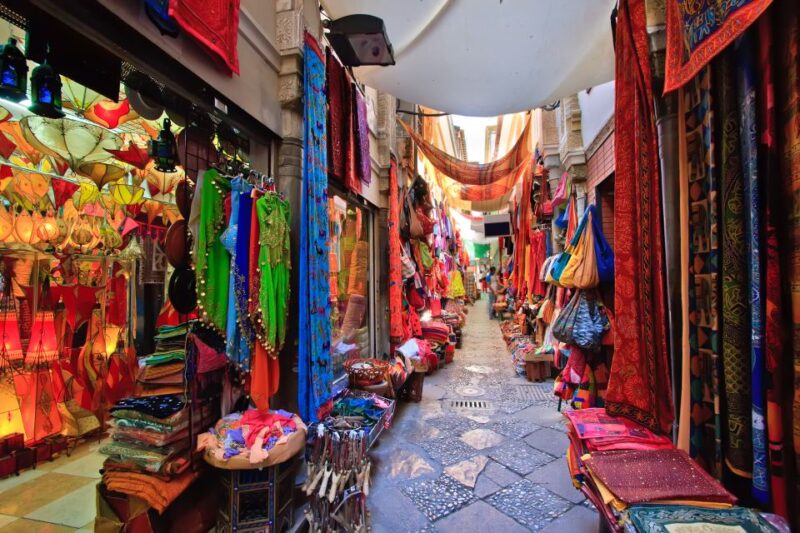 Granada: 2hour Tour of The Albaicín & Sacromonte Premium - Itinerary Details