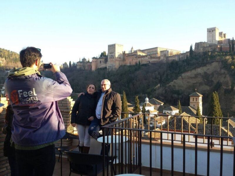 Granada: Albaicín and Sacromonte 2.5-Hour Walking Tour - The Moorish Architectural Heritage