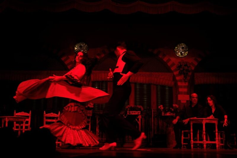Granada: Albaicín and Sacromonte Sunset Tour & Flamenco Show - Photo Stops Along the Way