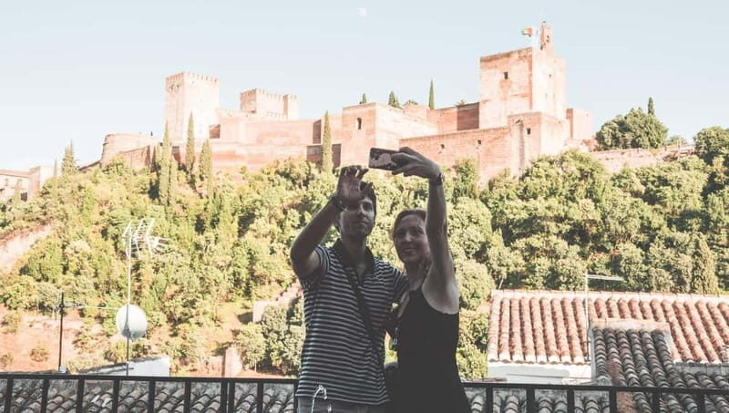Granada: Albayzin and Sacromonte Hybrid Walking Tour - The Sum Up