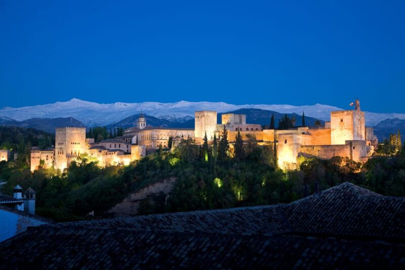 Granada: Alhambra, Alcazaba, and Nasrid Palaces Tour - Visitor Information