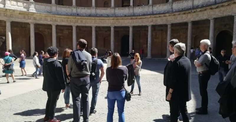 Granada: Alhambra and Albaicín Small Group Tour - Admiring the Palace of Charles V