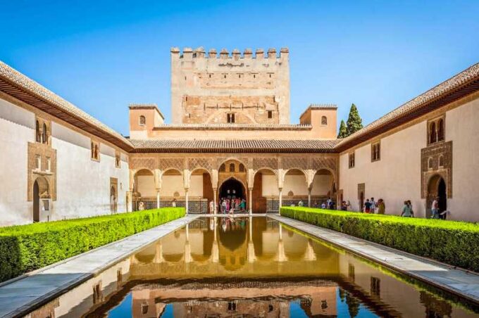 Granada: Alhambra and Nasrid Palaces Entry Ticket - Practical Tips for Visiting