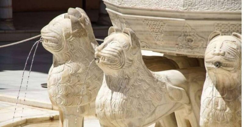 Granada: Alhambra and Nasrid Palaces Tour Without Tickets - Itinerary Highlights