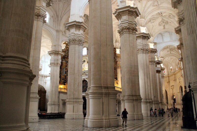 Granada: Cathedral and Royal Chapel Private Tour With Ticket - Architectural Highlights of the Cathedral