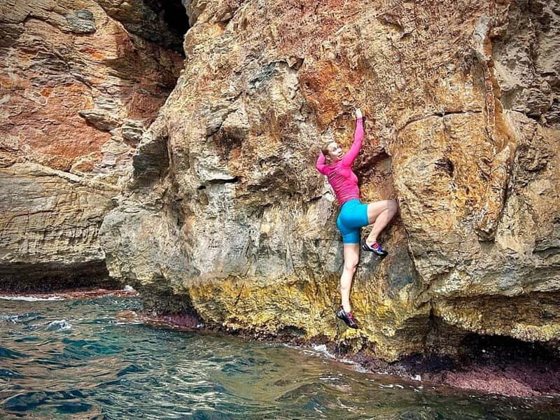 Granada: Deep Water Soloing in Calahonda Pier - What Makes This Experience Special?