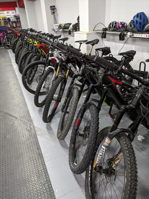 Granada: Ebike Tour 2 Hours - Itinerary Highlights