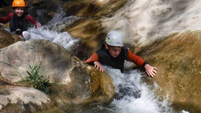 Granada: Family Canyoning in Río Verde - Highlights of the Adventure