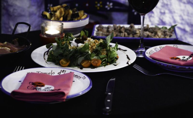 Granada: Flamenco Show at Templo Del Flamenco With Drink - Meeting and Arrival