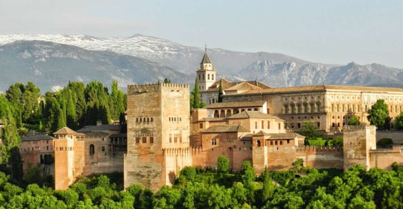Granada: Generalife and Alcazaba Guided Tour Without Tickets - Meeting Point and Itinerary