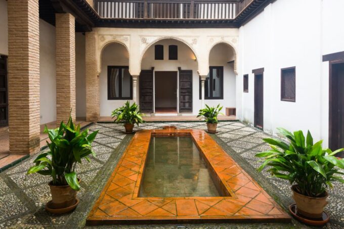 Granada: Moorish Monuments Entrance Tickets - Tips for Visitors