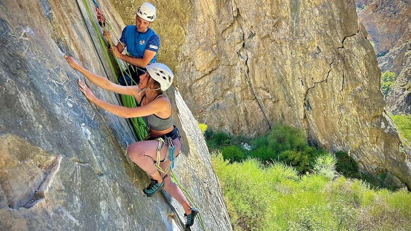 Granada: Multi-Pitch Sport Rock Climbing Outdoor Course - Key Points