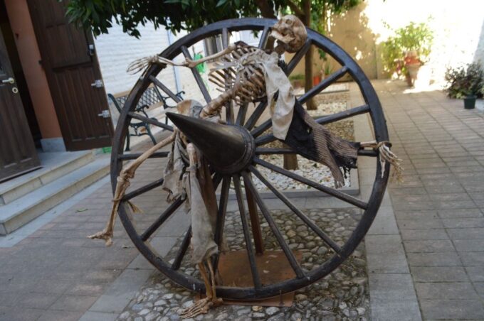 Granada: Palace of the Forgotten and Torture Exhibition - Frequently Asked Questions