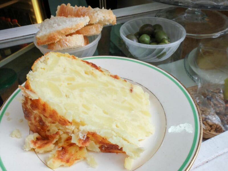 Granada: Private Tapas Tour - Tour Features