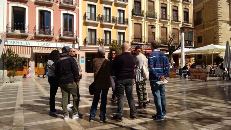 Granada Private Tour: 2.5 Hours - Old Town & Albaicin - Key Points