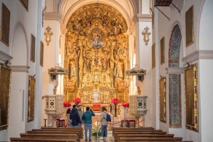 Granada: Sacromonte Abbey Entry Ticket With Audio Guide - Discover the Abbeys Significance to Granadas Romani Community