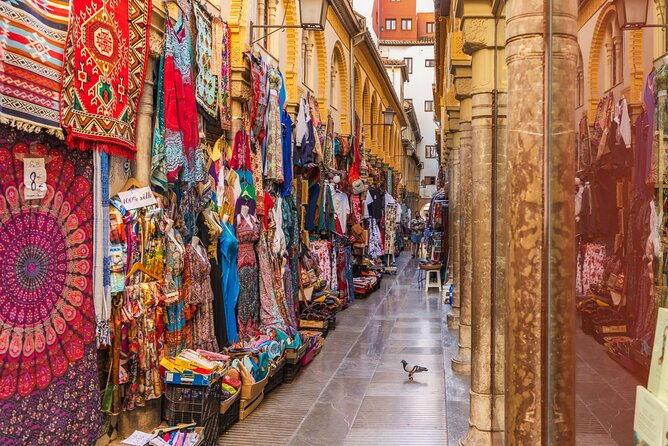 Granada Scavenger Hunt and Sights Self-Guided Tour - Review Highlights