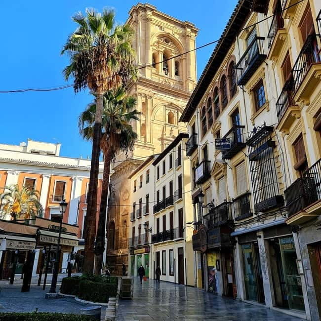 Granada: "Street Art & The Caves" Unique Guided Walking Tour - A Deep Dive into the Experience