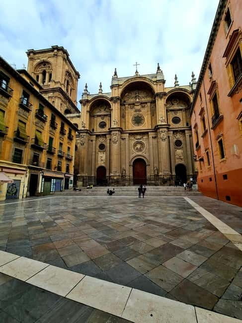 Granada: "Street Art & The Caves" Unique Guided Walking Tour - FAQs