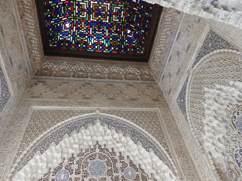 Granada: Sunset Legends of the Alhambra Guided Tour - Authentic Feedback from Travelers