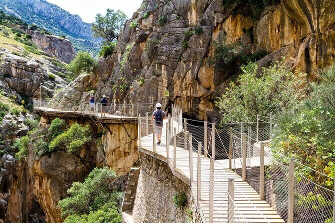 Granada To El Caminito Del Rey Private Day Tour - Key Points