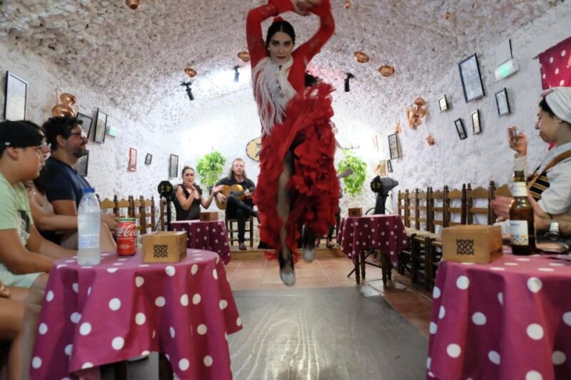 Granada: ZINCALÉ Flamenco Show in Sacromonte Caves - Good To Know