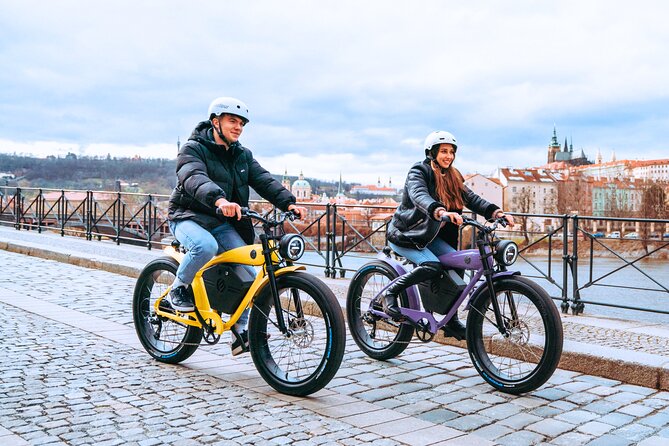 Grand City Tour on Fat Ebike CAFE-RACER in Prague - Age and Weight Limits