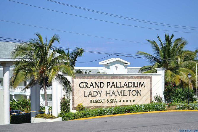 Grand Palladium Private Airport Transfer - Introduction