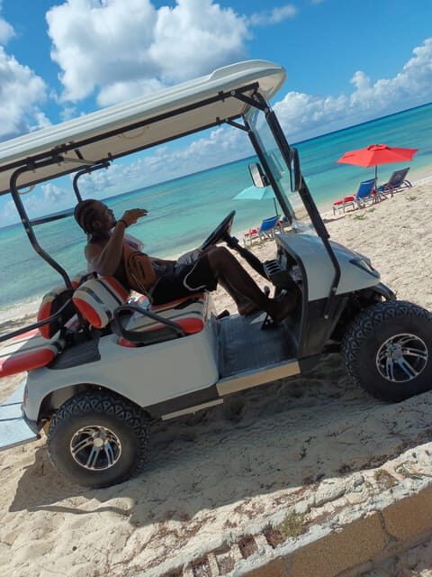 Grand Turk: Horseback riding Experience/Cockburn Town - Introduction