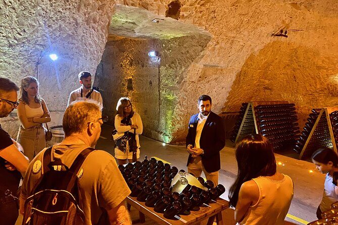 GRAND VINTAGE Moet et Chandon Veuve Clicquot Cellars & Tastings - Key Points
