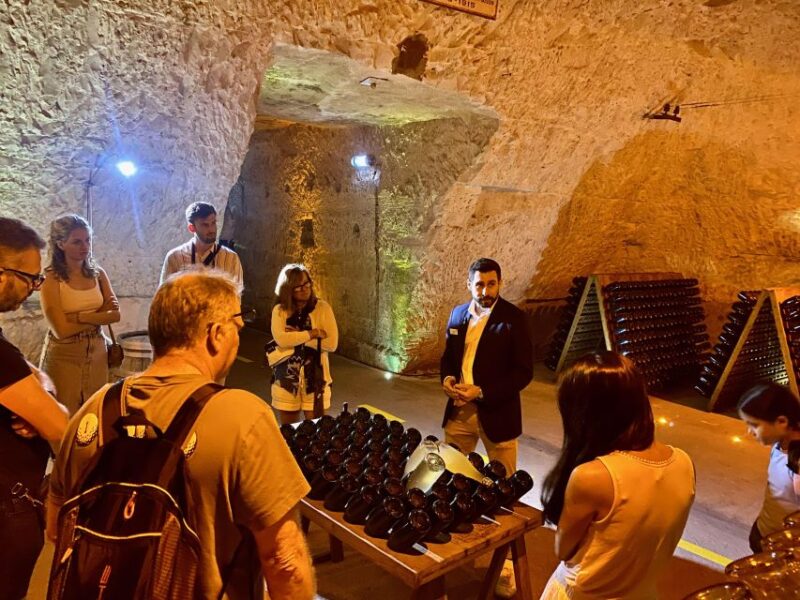 Grand Vintage Private Champagne Moet Chandon Veuve Clicquot - Moët Et Chandon Experience