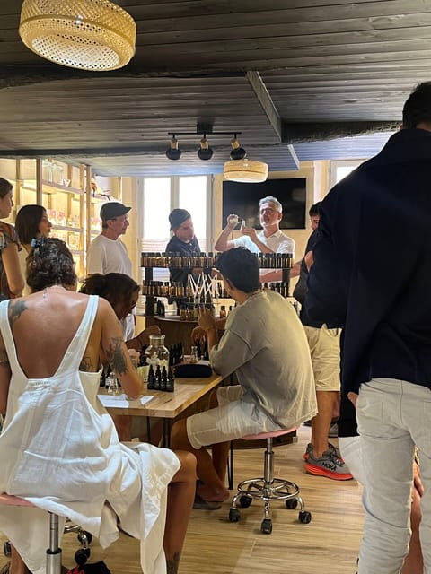 Grasse: 100% Natural Perfume Creation Workshop - Key Points