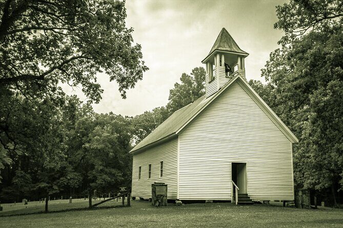 Grave Intentions Ghost Tour - Key Points