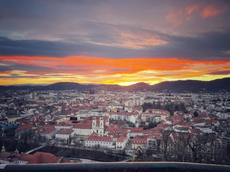 Graz: Funicular Ride & Schlossberg Picnic Experience - A Closer Look at the Experience