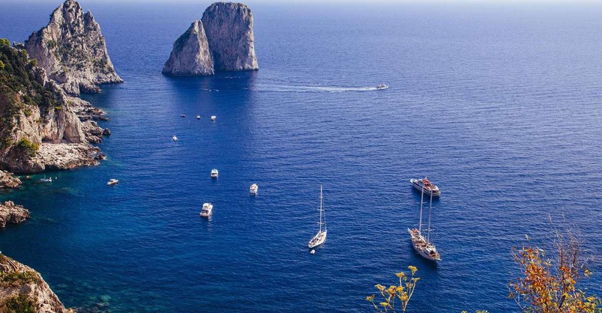 Great Capri Tour With an Expert Guide - Exploring the Piazzetta and Shopping Street