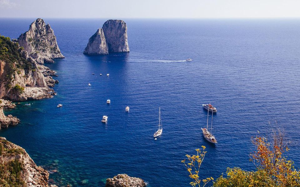 Great Capri Tour With an Expert Guide - Admiring the Gardens of Augustus