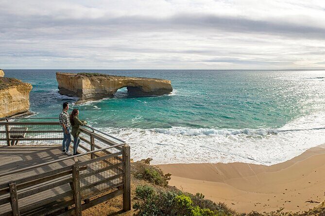 Great Ocean Road Explorer - 12 Apostilles Day Tour from Melbourne - FAQ