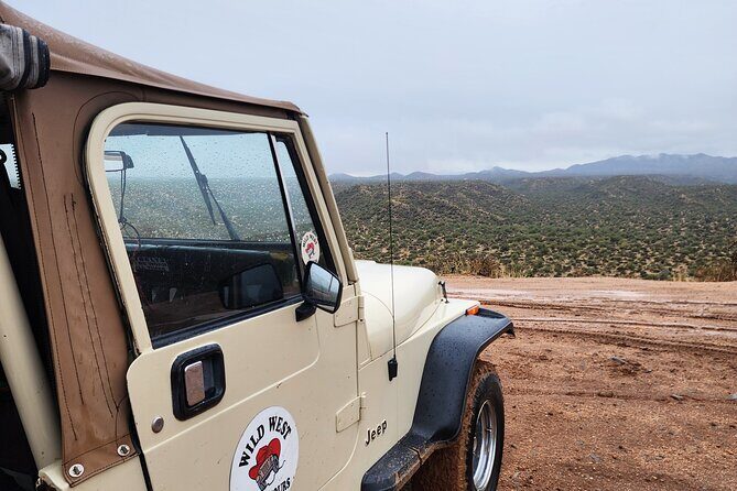 Great Western Trail Jeep Tour with stop at the Rio Verde - Scenic Highlights and Photo Opportunities