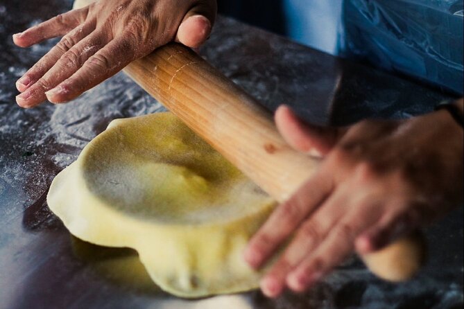 Greek Cooking Class in Athens Including Rooftop Dinner With Acropolis View - The Greek Cooking Class Experience
