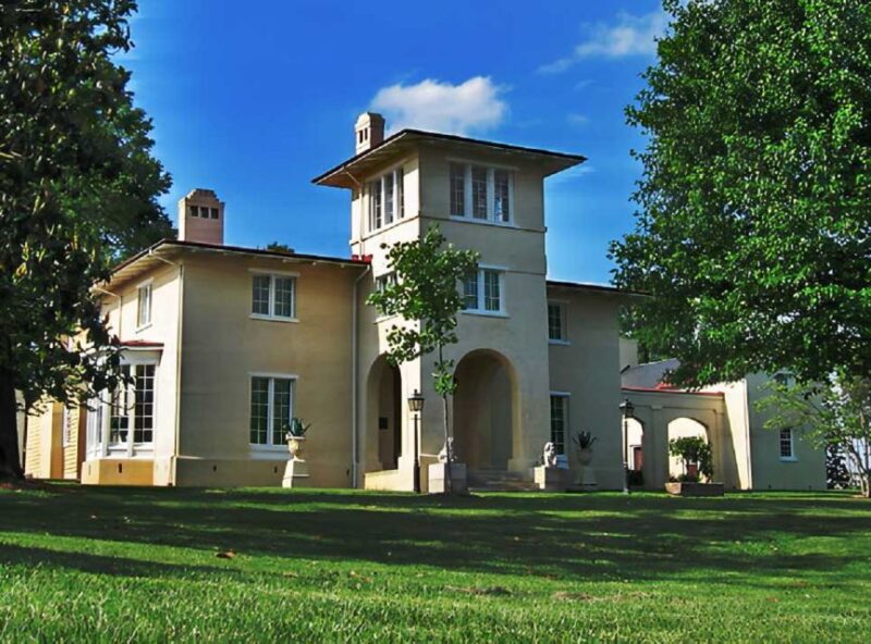Greensboro: Downtown Historic Walking Tour - Architectural Highlights