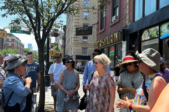 Greenwich Village: Pizza, Desserts & History Food Tour - A Deep Dive into the Greenwich Village Food Tour