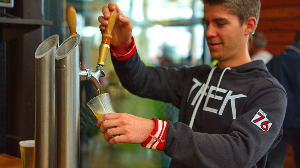 Greymouth: Monteiths Brewery Tour With Beer Tasting - Tour Experience