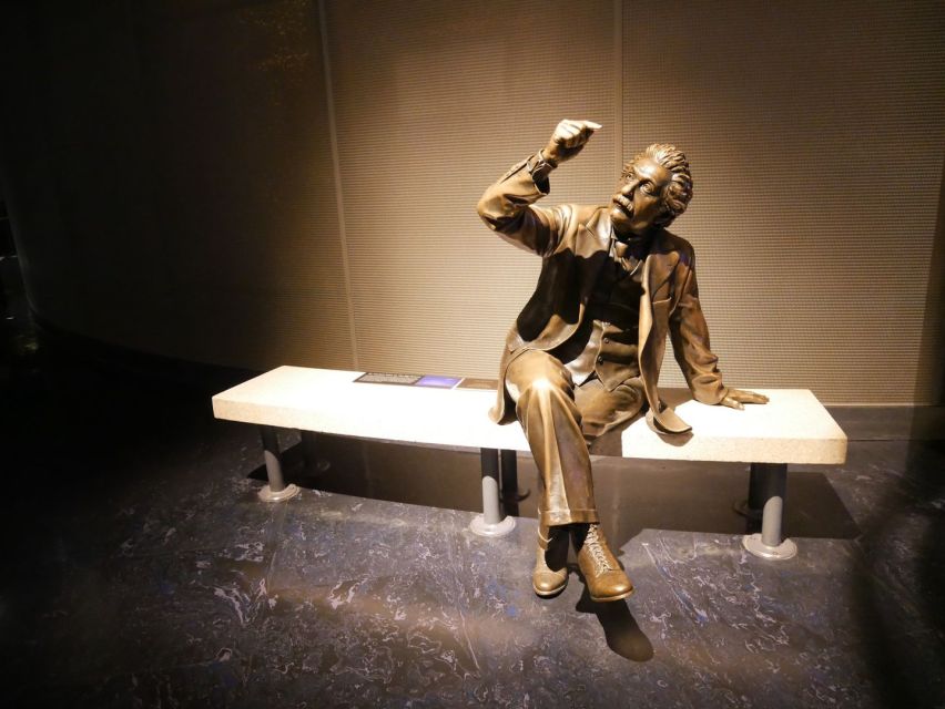 Griffith: Observatory In-App Multi-Language Audio Tour - Wheelchair Accessibility