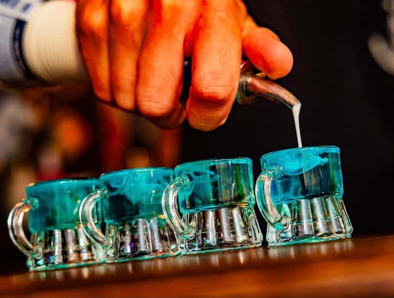 Groningen: Pub Crawl with Pub Quiz, Free Shots and Games - Key Points