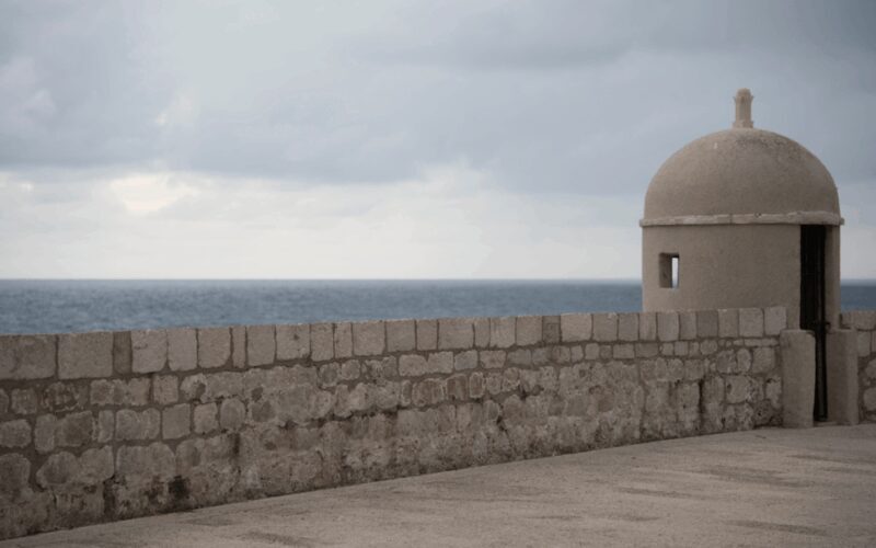 Group City Walls Walking Tour with Dubrovnik Pass Included - What Reviewers Say