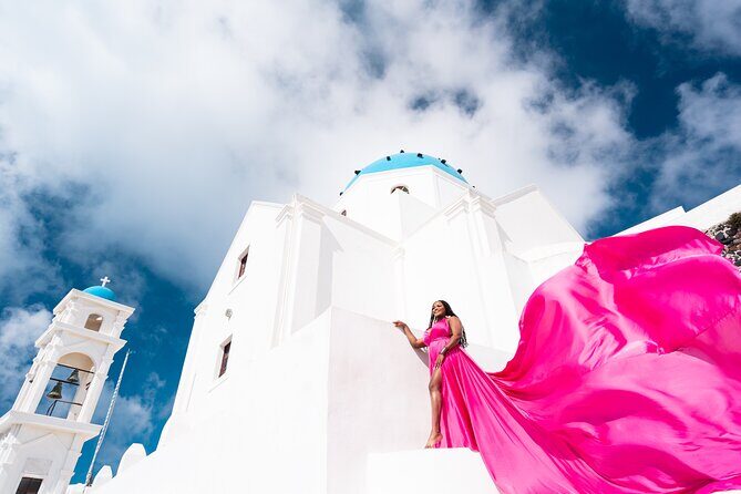 GROUP FLYING DRESS PHOTOSHOOT in Santorini - The Experience in Detail
