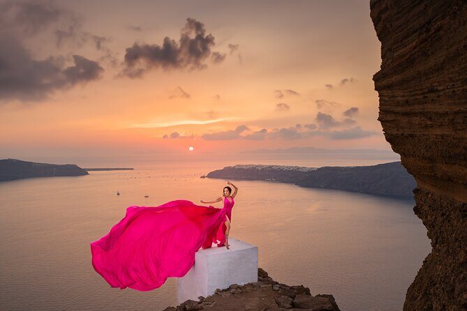 GROUP FLYING DRESS PHOTOSHOOT in Santorini - FAQ – Your Questions Answered