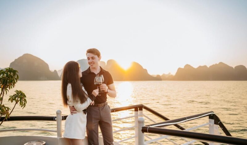 Group Ha Long Bay 1 Day- 6 Hours With Cruise 5 Stars - Transportation and Pickup
