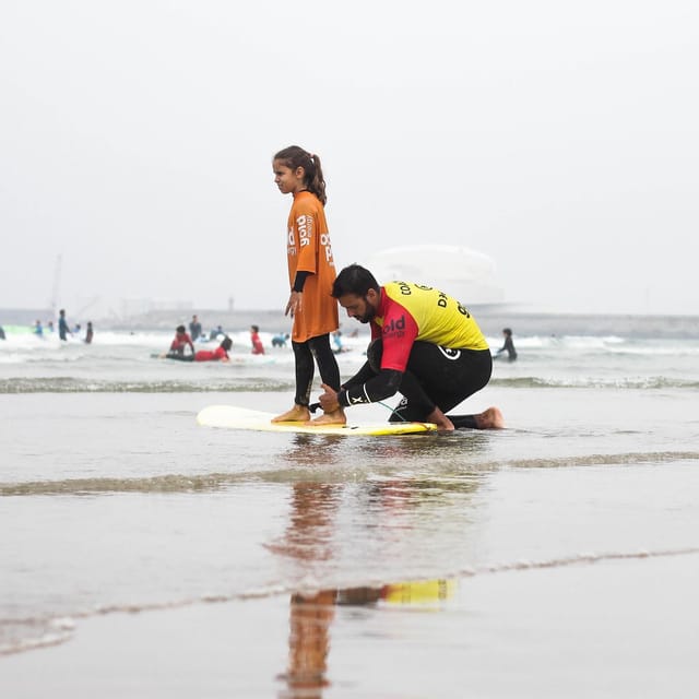 Group Surf Lesson - Introduction to the Surf Lesson Experience
